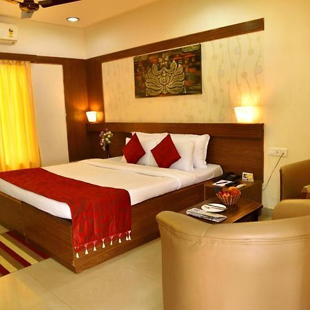 Kstdc Hotel Mayura Bhuvaneshwari Kamalapur Hampi Zewnętrze zdjęcie