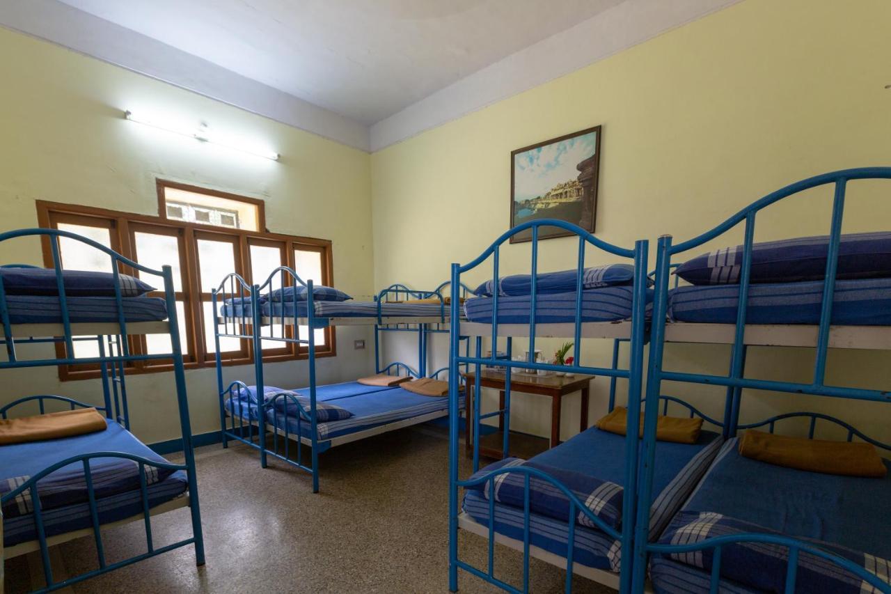 Kstdc Hotel Mayura Bhuvaneshwari Kamalapur Hampi Zewnętrze zdjęcie