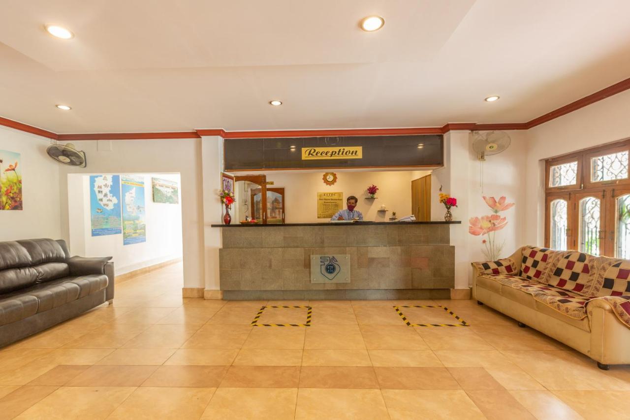 Kstdc Hotel Mayura Bhuvaneshwari Kamalapur Hampi Zewnętrze zdjęcie