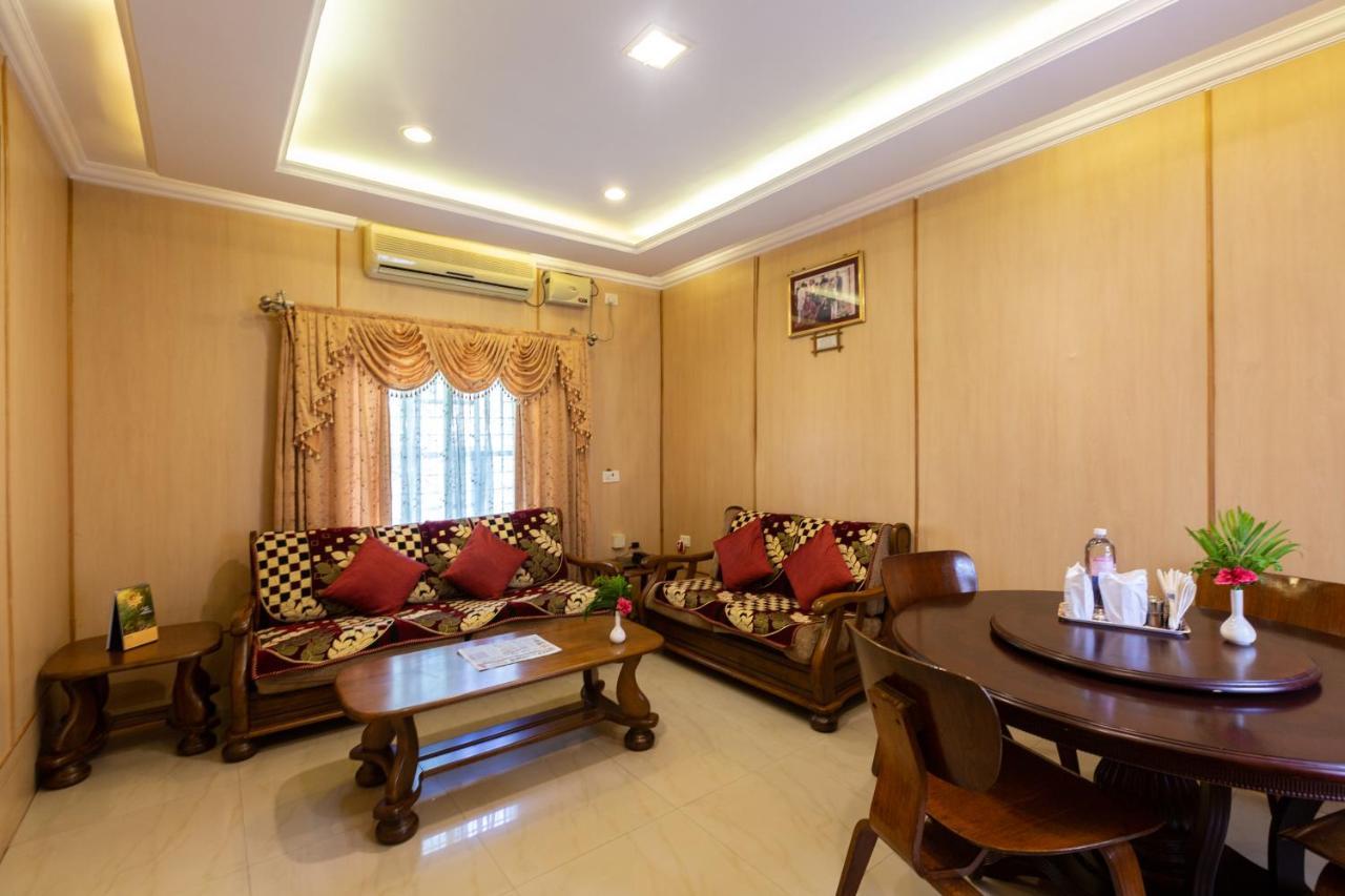 Kstdc Hotel Mayura Bhuvaneshwari Kamalapur Hampi Zewnętrze zdjęcie