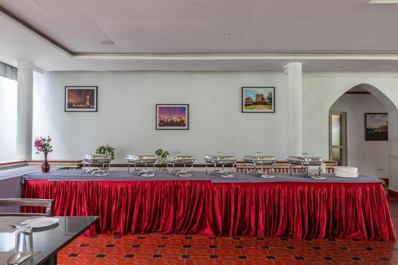 Kstdc Hotel Mayura Bhuvaneshwari Kamalapur Hampi Zewnętrze zdjęcie