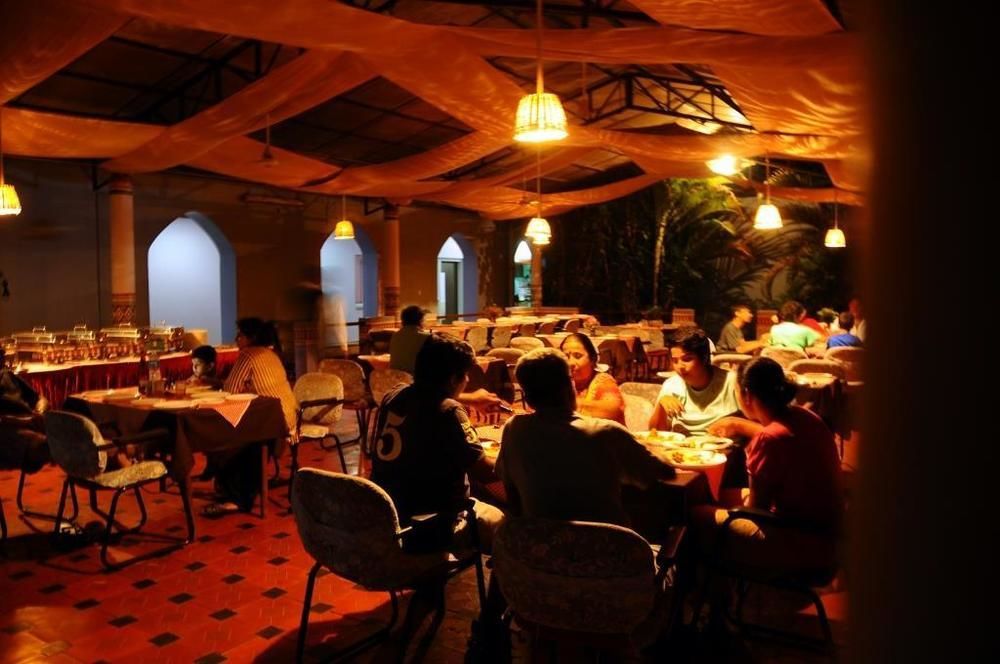 Kstdc Hotel Mayura Bhuvaneshwari Kamalapur Hampi Zewnętrze zdjęcie