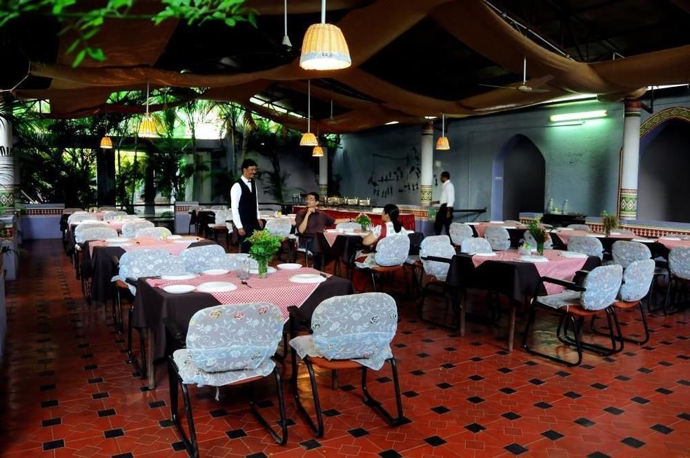 Kstdc Hotel Mayura Bhuvaneshwari Kamalapur Hampi Zewnętrze zdjęcie